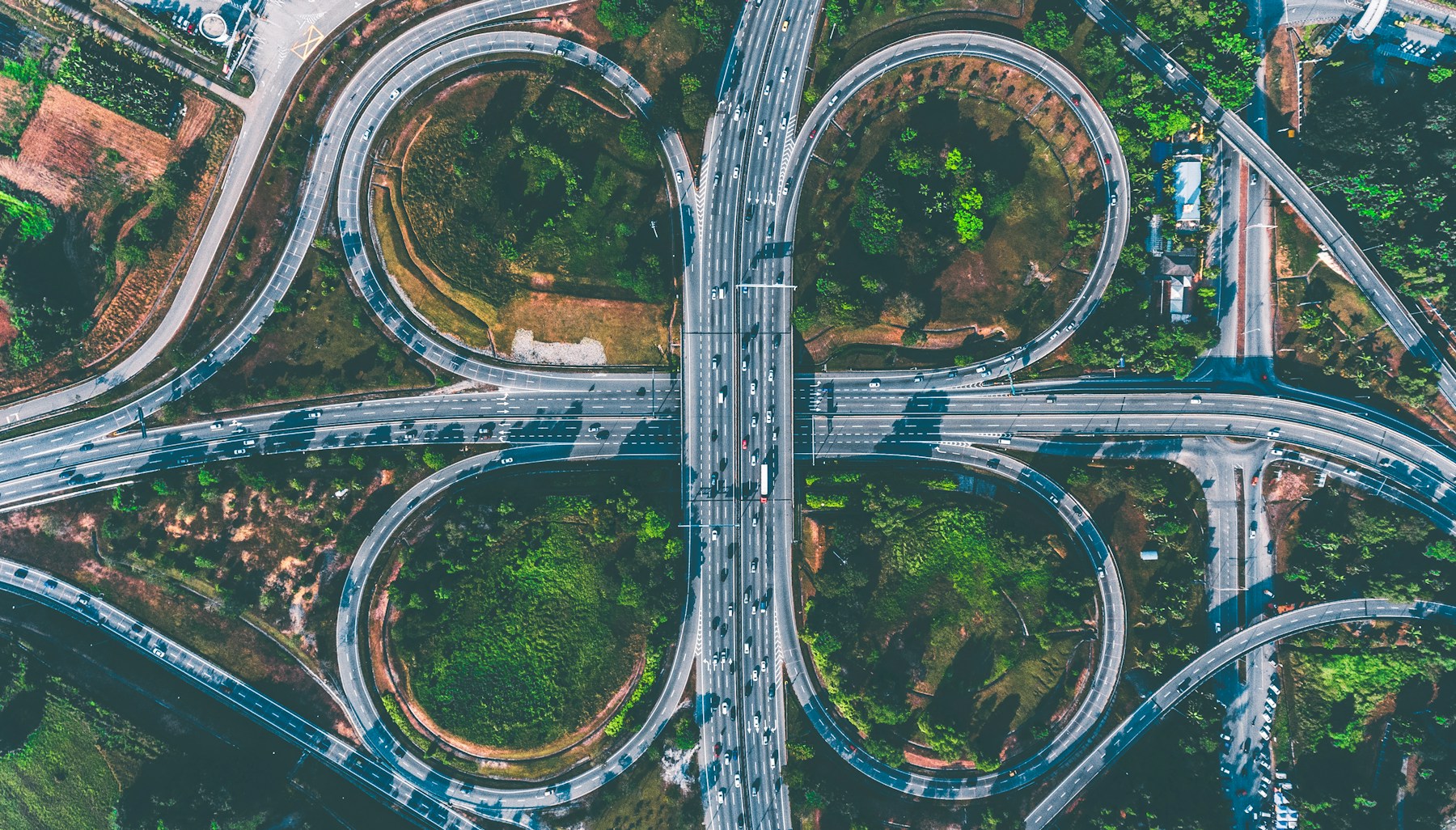 Aerial view of intersecting roads representing the Software Engineering Partner selection process