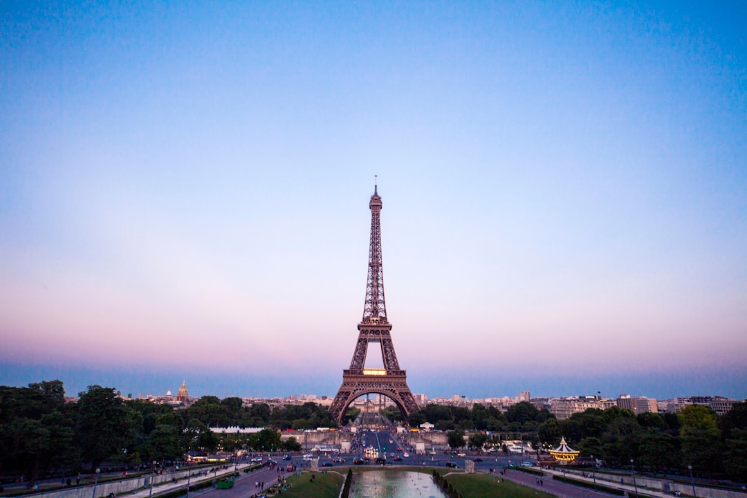 Paris skyline with the Eiffel Tower representing France as a software engineering delivery location