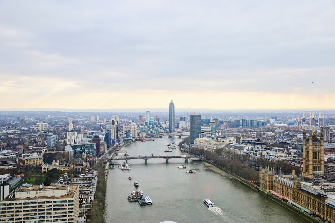 London skyline representing the United Kingdom as a software engineering delivery location
